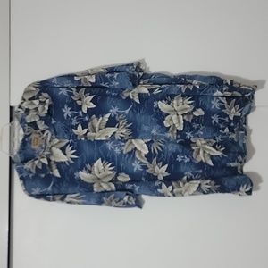 FOUNDRY BUTTON DOWN CASUAL SHIRT.